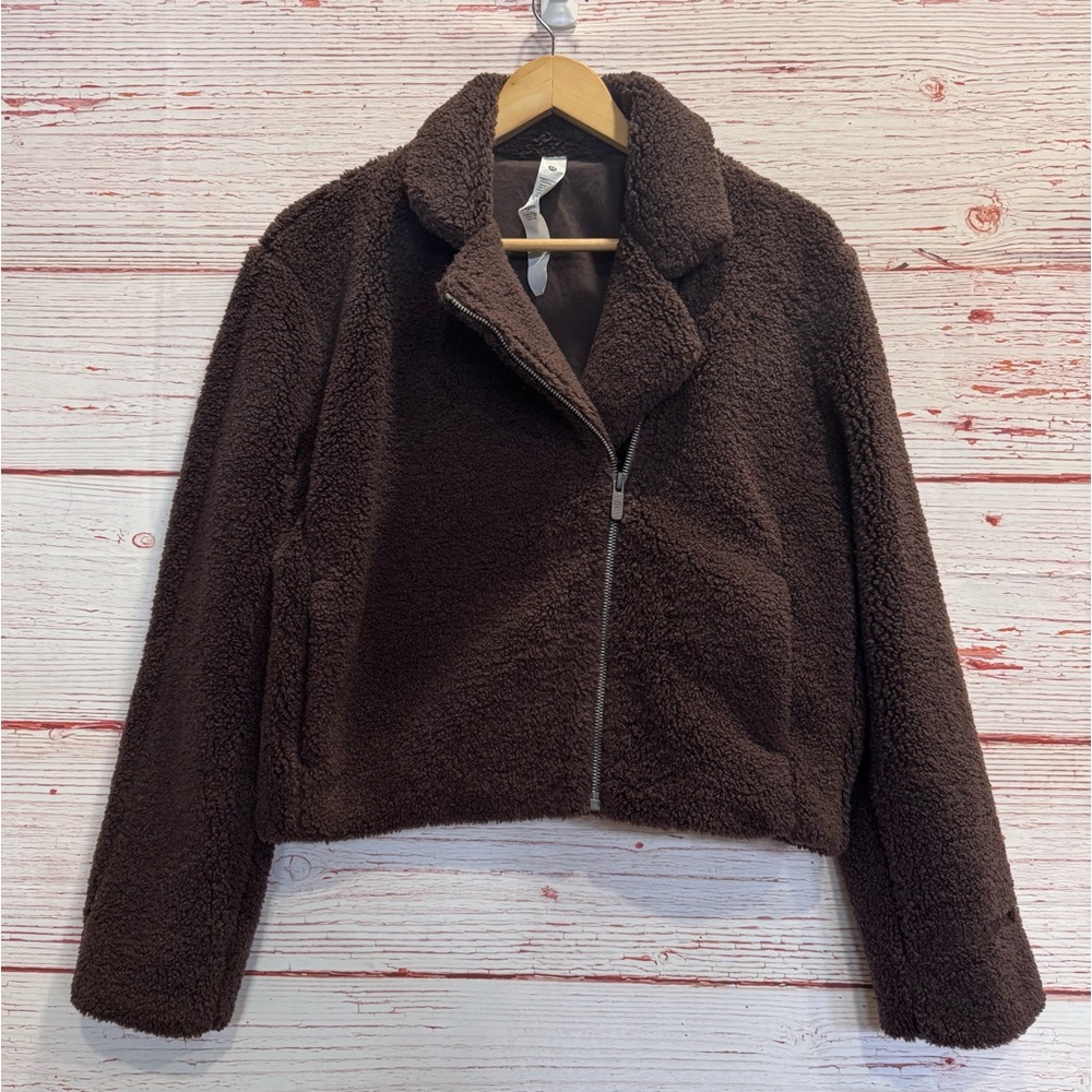 Lululemon Textured Fleece Collared Jacket in Espresso Sz 2 - Picture 5 of 16